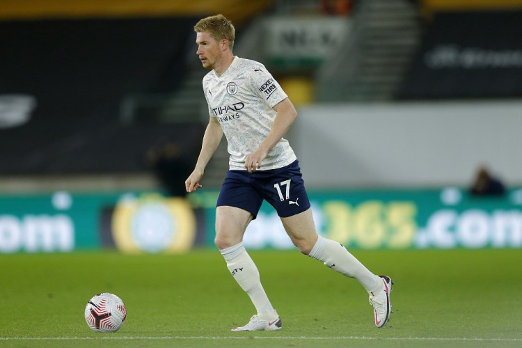 太阳vs马刺前瞻：布克对决福克斯，谁能带队延续连胜步伐？