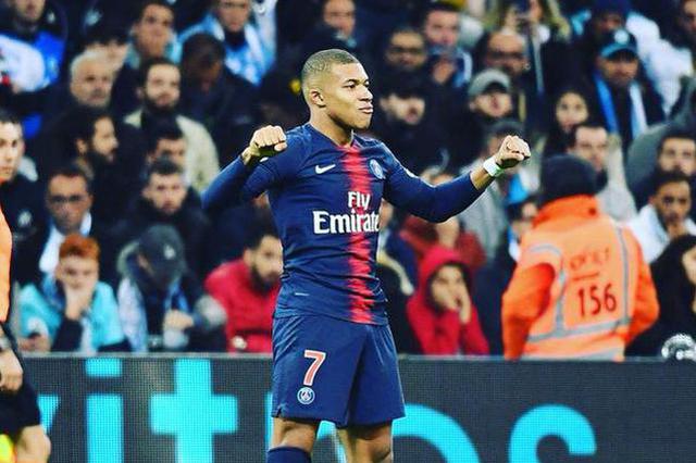 芒特制胜曼联2-1逆转！齐尔克泽破荒但冬窗必须买中场，阿莫林需要沃顿