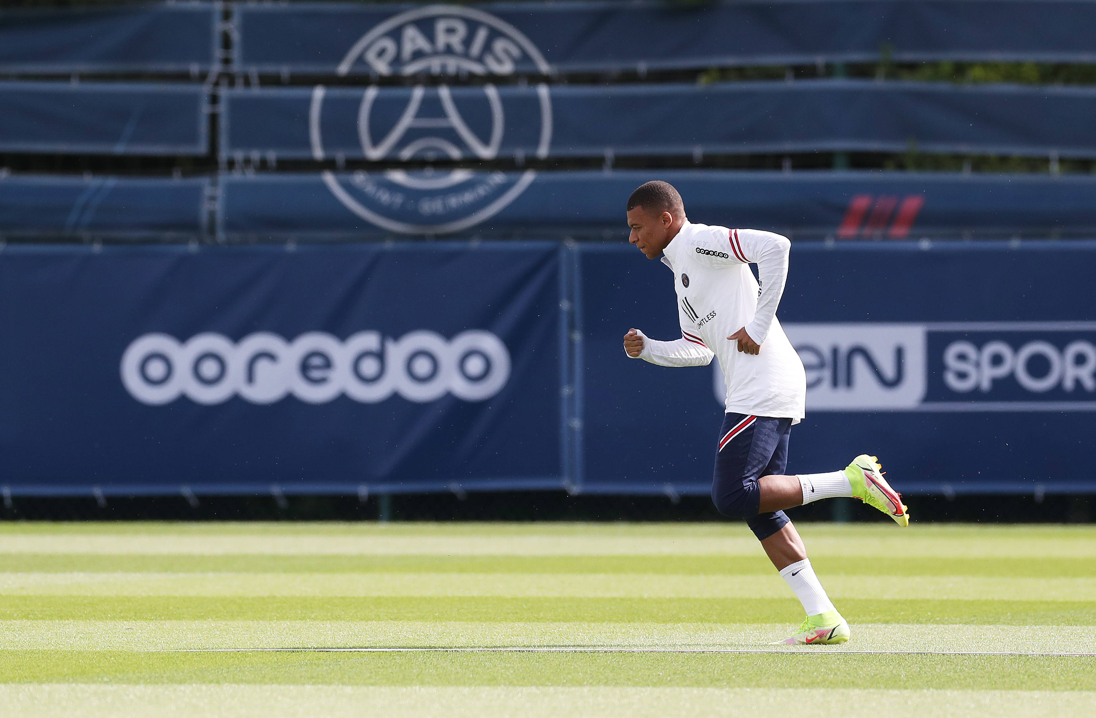 BLG官方：下路选手Elk即日起正式离队