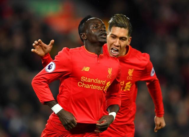 广东队在CBA俱乐部杯首战遭遇惨败，落后山西14分，外援表现不佳，失误频繁，防守被压制。