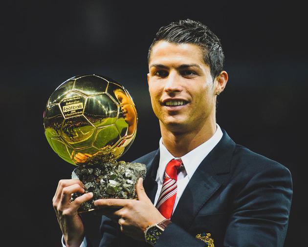 罗马诺：利物浦与曼城有意塞门约；埃斯特旺未来可能踢10号位